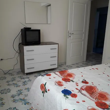 Apartment Il Roseto Di Betty In S1